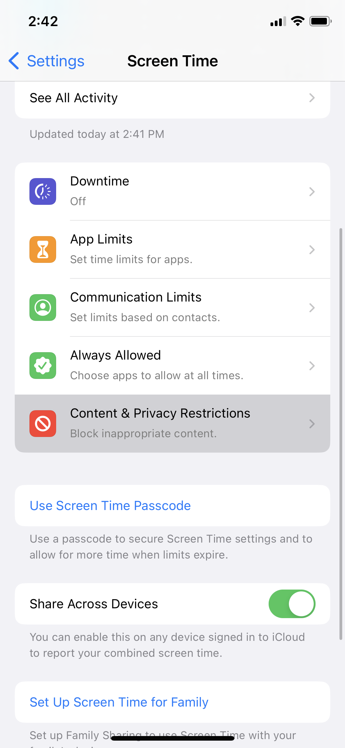 iPhone Content & Privacy Restrictions screenshot