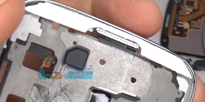 How to Replace Samsung Galaxy S4 Screen - 16