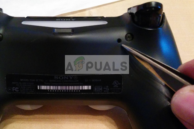 deres pustes op slot Fix: PS4 Controller Flashing White