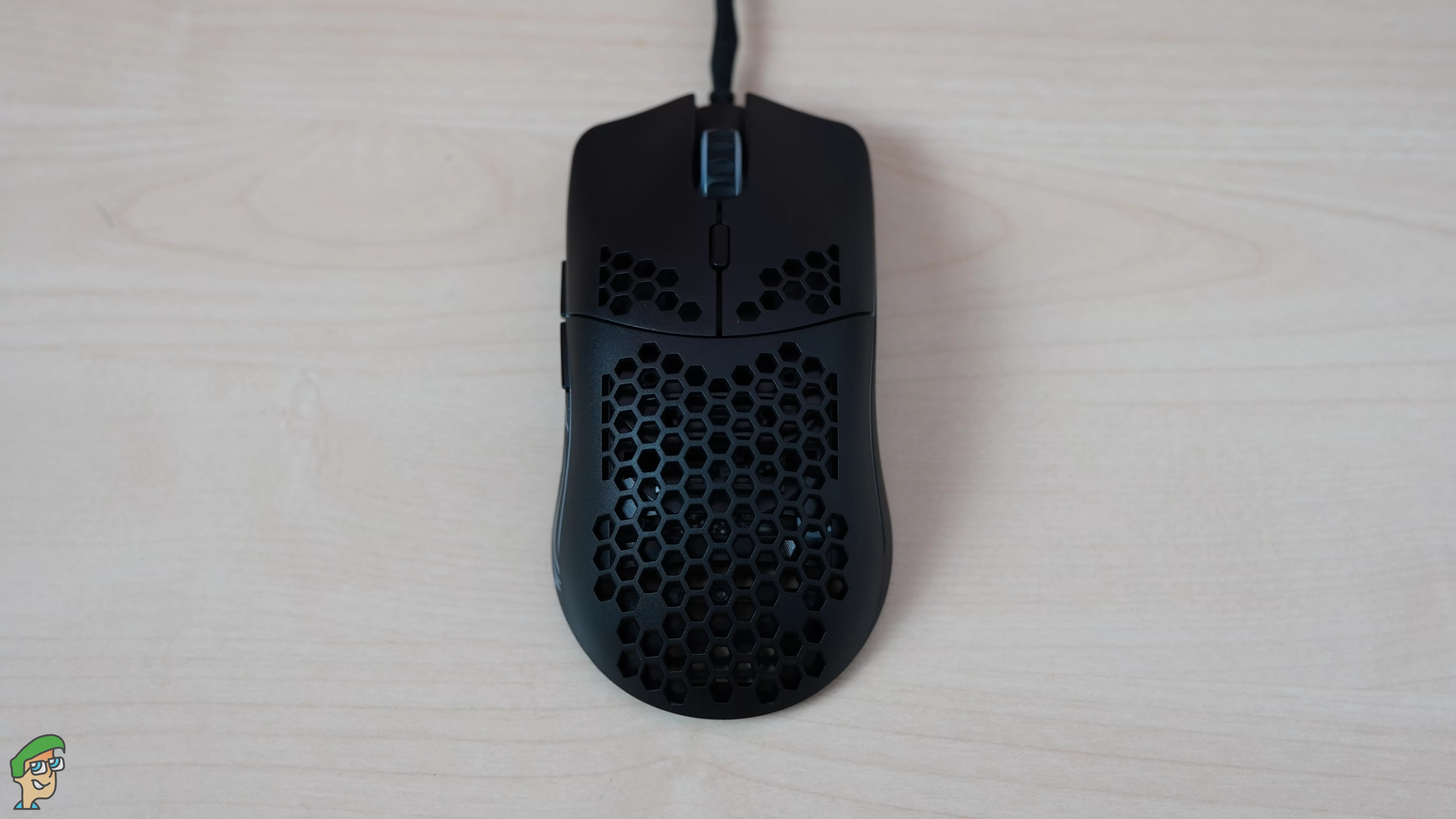 Glorious model O gaming mouse top view