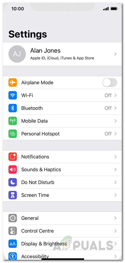 Opening Mobile Data Settings in iPhone