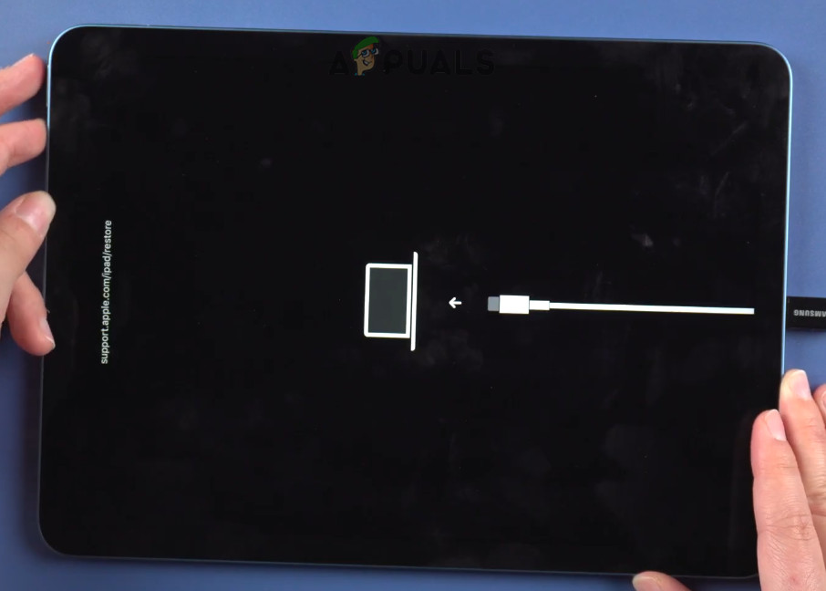 Boot the iPad into the Recovery Mode