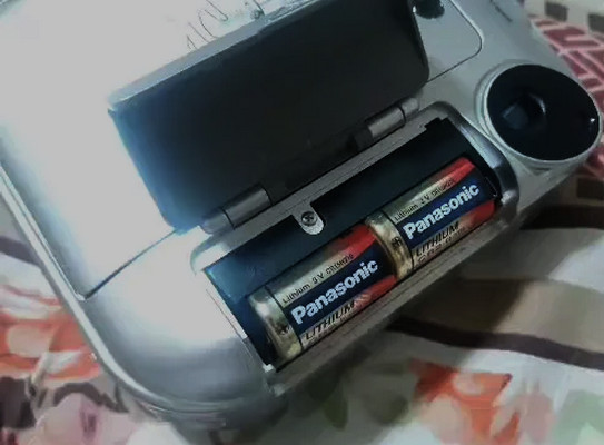 Remove the Batteries of the Instax Mini 11 When it is ON
