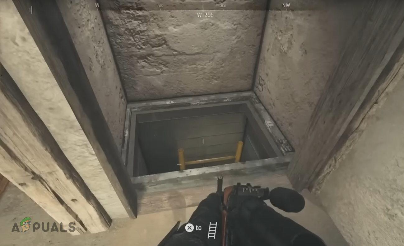 Entering the Smuggling Tunnels through the Stronghold Ladder