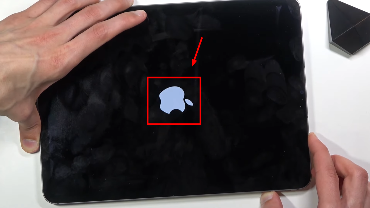Wait untill Apple logo appears