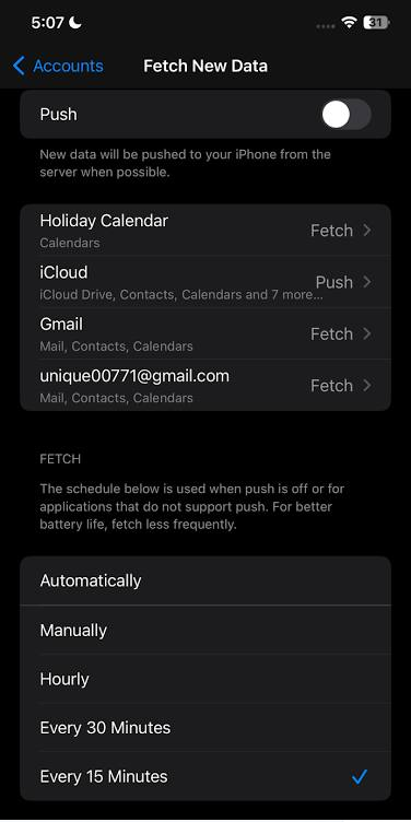 iPhone iCloud Mail and Fetch New Data settings used to turn Mail and Push off and back on.