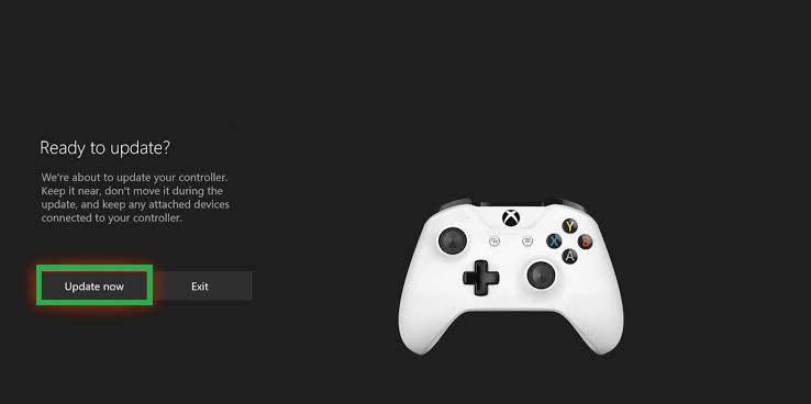 Xbox Settings under System and Updates showing console update availability.